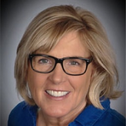 Stacy Petro Insurance Agent